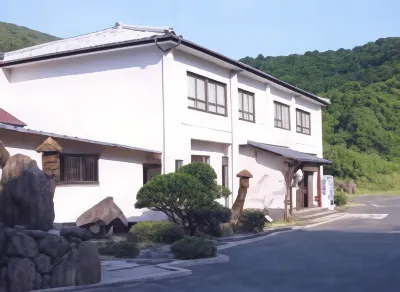 Ryokan Tanoura-Onsen Hotels near Tabira Park
