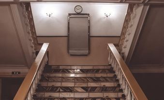 Sever Hotel - Hostel