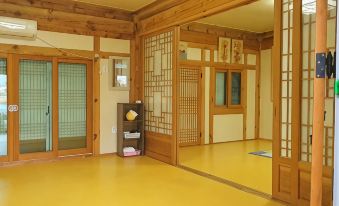 Gyeongju Cheonnyeon Hanok Pension