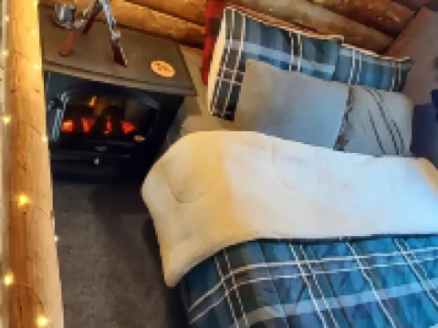 Tiny Cabin in Huron National Forest! Hotels in Oscoda County