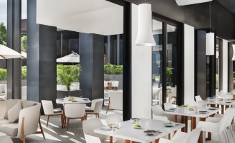 La Ville Hotel & Suites City Walk, Dubai, Autograph Collection