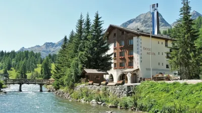 Hotel Nolda Hotels near St. Moritz Station