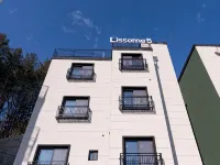 Gaypeng Poolvilla Lisum Five Penison Hotels near Nami Island