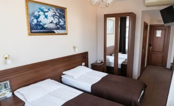 Viktoriya Hotel