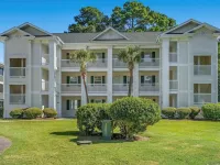 Beautiful 2 bd in Golf Community