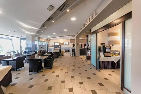 Euro Hotel Отели рядом с достопримечательностью «Автодром Энцо и Дино Феррари»