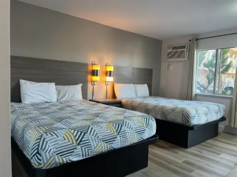 6號汽車旅館 塞爾瑪，加利福尼亞