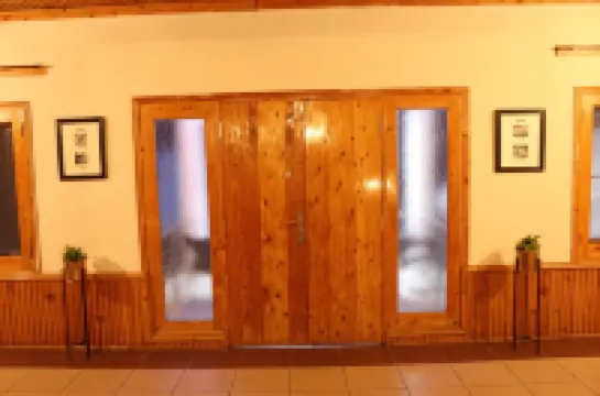 มัสคีเทียร์ รีสอร์ท นารัน