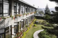 The Elgin Silver Oaks - Heritage Resort & Spa - parking