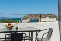 Athina Villas - Bergblick
