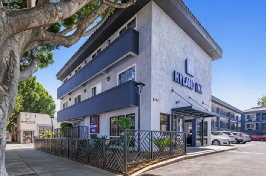 Hyland Inn Near Pasadena Civic Center