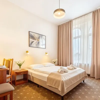 Hotel Lothus Отели рядом с достопримечательностью «Грюнвальдская площадь»