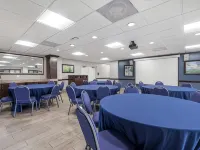 Best Western Cocoa Beach Hotel  Suites ブレバードのホテル