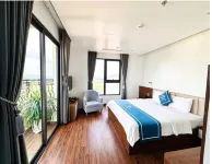 79 LUXURY HOTEL