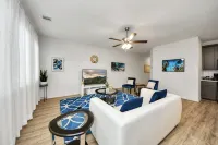 Stylish 3 Bedroom Oasis Near Katy Mills - 4-Star
