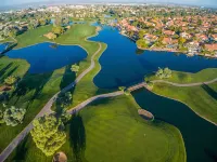 Stunning 3 bed/2.5 bath Overlooking Ocotillo Golf Course w/ Heated pool & Hottub