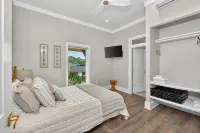 6 Br Luxury Home on Main Street in Downtown Blowing Rock + Hot Tub! - 4-stjärniga