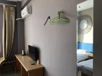 Jiaozhou Yueman Hotel - Inns