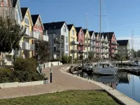Cozy vacation apartment at the marina, short walk to the city center - Wifi