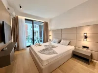 Onia Luxury Escape