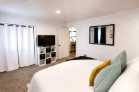 1 Mile from Spirit Mountain Casino! Cozy apartment that sleeps 6