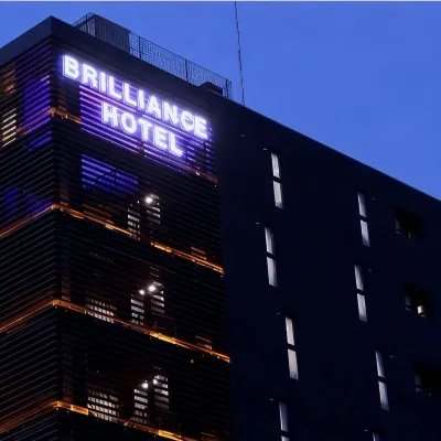 BRILLIANCE HOTEL Hotels near Shikemichi