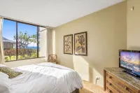 Closest 1-Bedroom to the Beach at Kaanapali Shores. Just 65 Steps to Sand! - 3성급