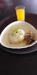 ヤマ ホテル & ルーフトップ バー - 朝食