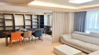 Chungchoho Best Hotel - 4-Star