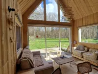 Quiet lodge in Wissant, in the forest and 500m from the beach.  Ideal for a couple Hotels in Wissant