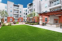 Landing Apartments Downtown Arlington - Kondo