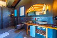 Volans Suites Villas