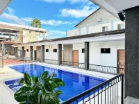 Bavarian Guest House - Swimmingpools