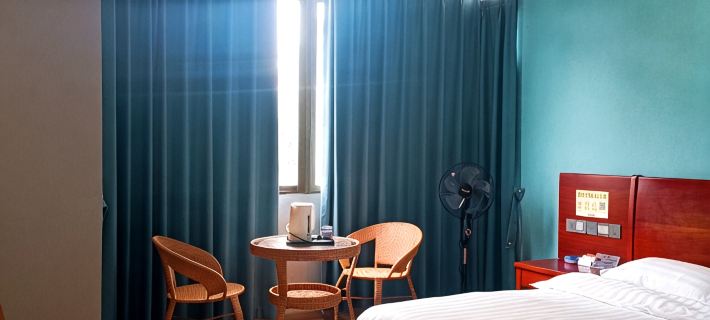 Luxi Hongfeng Business Hotel Hotels in Luxi