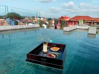 Aborest Tropical Hostel