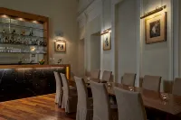 Ventana Hotel Prague - Tiny Houses