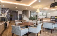 Hotel Tebrau CT
