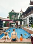 Luang Prabang Mountain View Hostel & Bar - Hostels