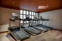 Almanac X Alcron Prague - Gym