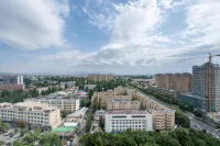 Yining Beauty Hotel (Liuxing Street Scenic Area Airport Store) - Mountain view