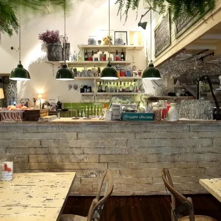 Peking Youth Hostel（International&NanLuoGuXiang HUTONG&Houhai&Tiananmen&Lama Temple&COFFEE Bar）