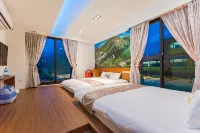 Geothermal Rise Leisure B&B Hotels in Sanxing Township