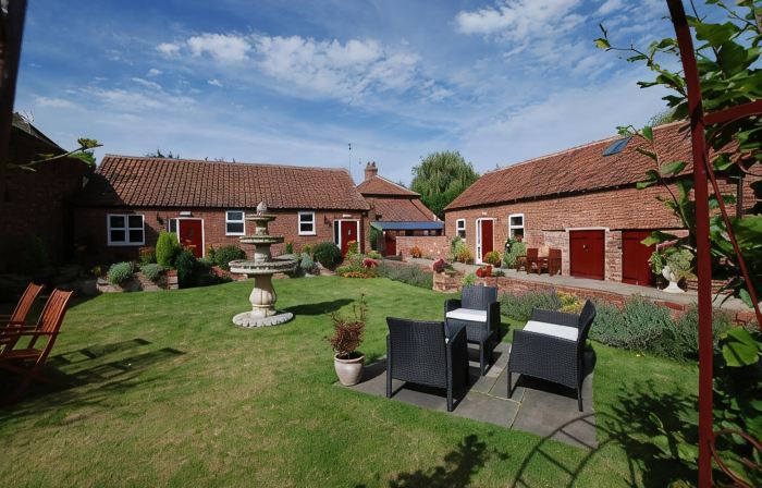 Home Farm & Lodge