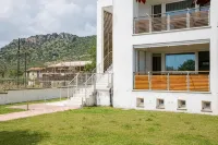 Charming 3-bedroom Apartment in Scenic Sperlonga, Italy