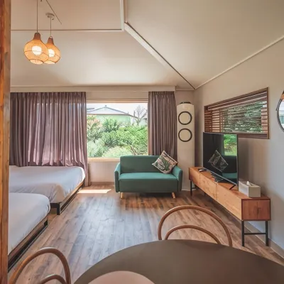 Jeju Samdal Gaok Hotels near Sunrise Lands