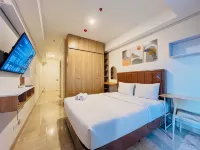 Pleasurable Studio Apartment Podomoro City Deli Medan By Travelio - Homestays