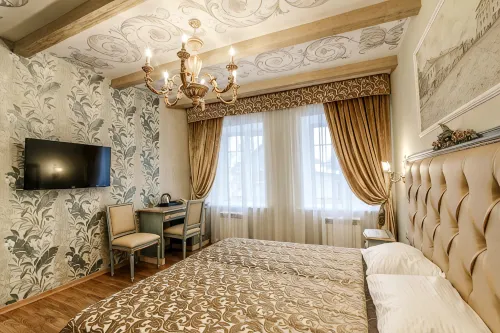 Art Hotel Aleksandrovsky - parkir
