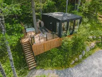 Bel Air Tremblant MINI ANTARCTICA : 1 LIT KING, JACUZZI, SAUNA - Chalets