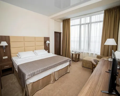 Sunrise Hotel 內布格酒店