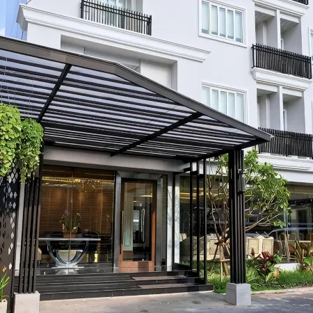 Methavalai Residence Hotel Отели рядом с достопримечательностью «Галерея Королевы»